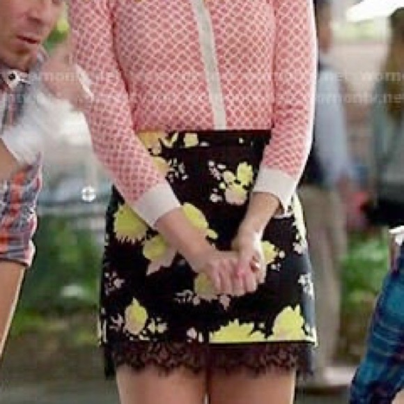 Topshop Black Floral Print Mini Skirt US4 UK8 from ASOS - Picture 7 of 7